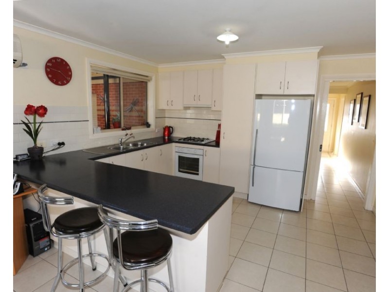 11 Champagne Crescent, Yarrawonga VIC 3730