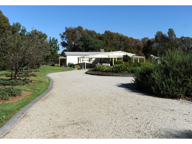 9 Rosemary Court, Yarrawonga VIC 3730