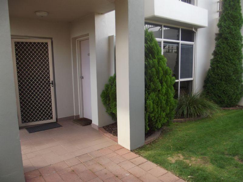 A & B/43 Cypress Drive, Mulwala NSW 2647