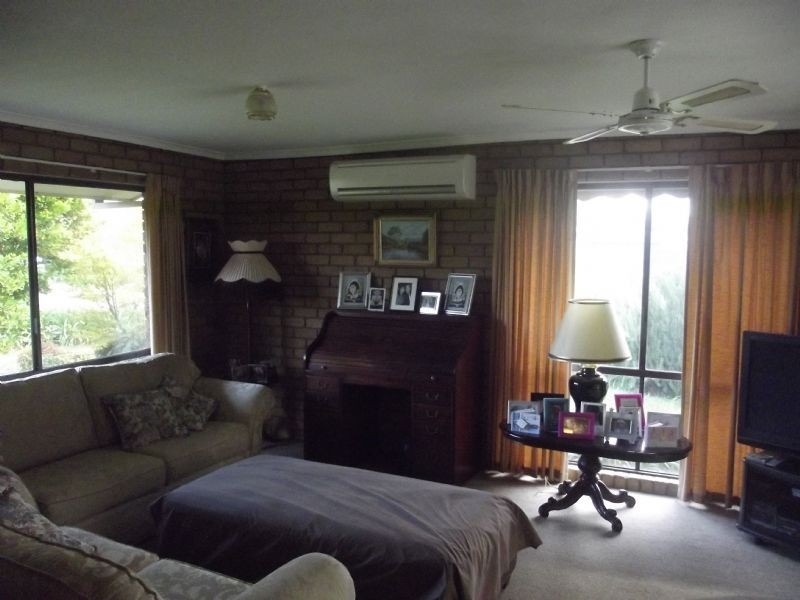 Water front-1 Francis Elliot, Bundalong VIC 3730