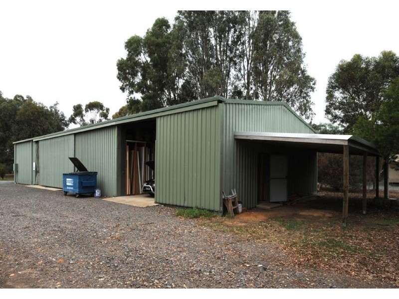 35 South Road, Yarrawonga VIC 3730