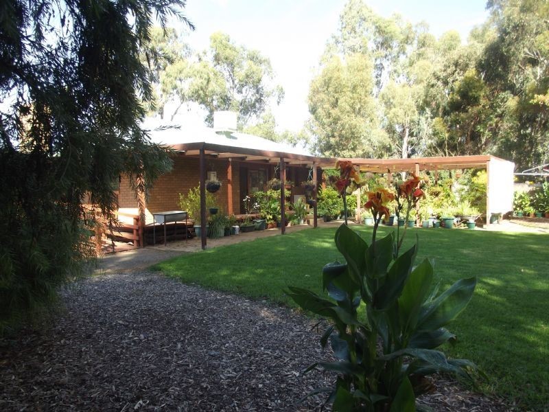 8 Havenstock Drive, Yarrawonga VIC 3730