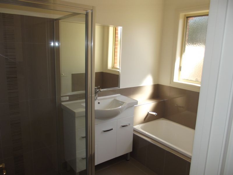 1,2 & 3/31 Ely Street, Yarrawonga VIC 3730