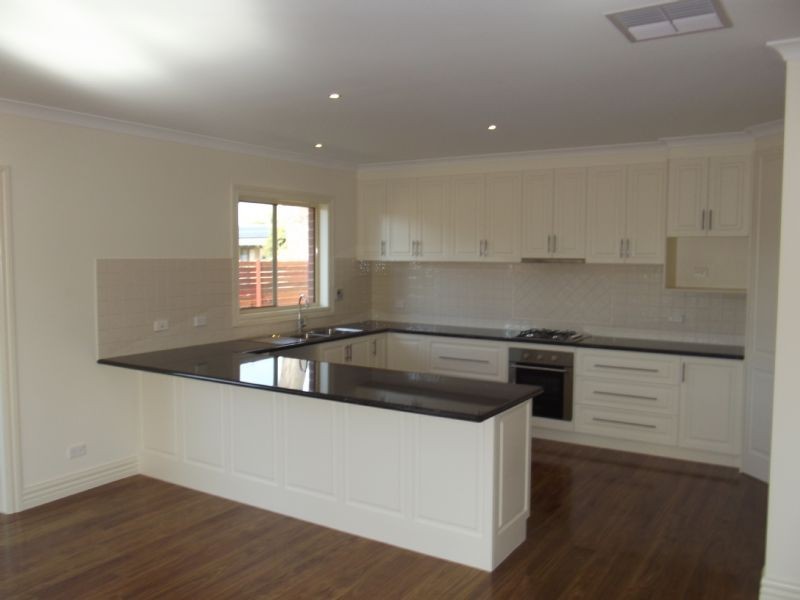 1,2 & 3/31 Ely Street, Yarrawonga VIC 3730