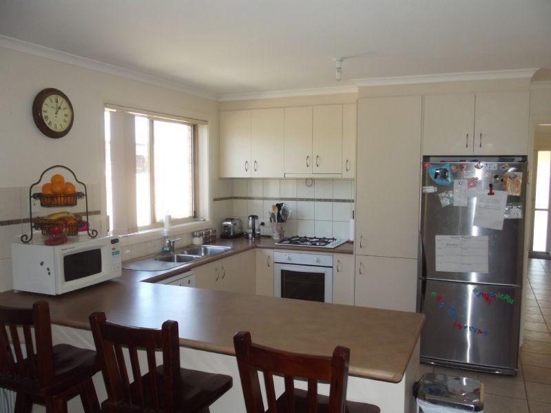 21 Steneker Cresent, Yarrawonga VIC 3730