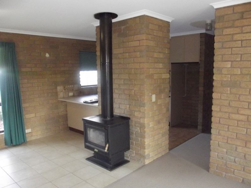 1/4 Francis Elliot Drive, Bundalong VIC 3730