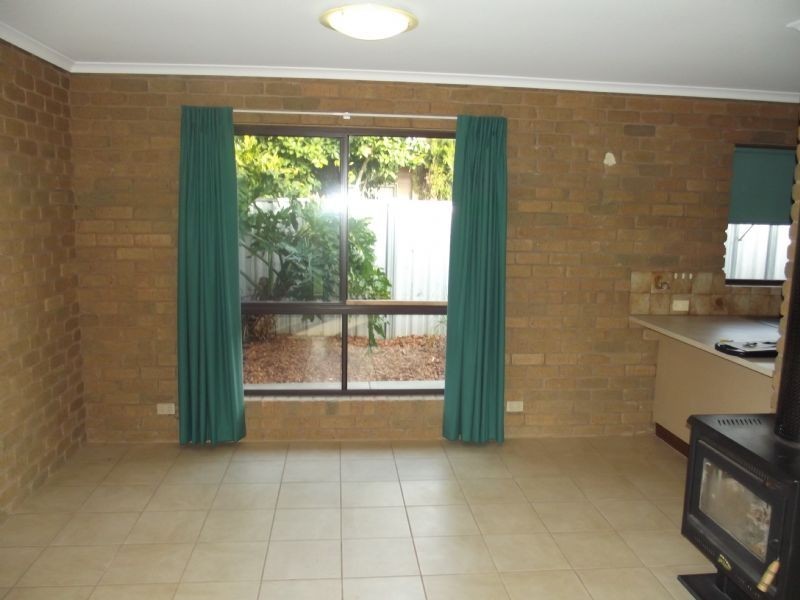 1/4 Francis Elliot Drive, Bundalong VIC 3730