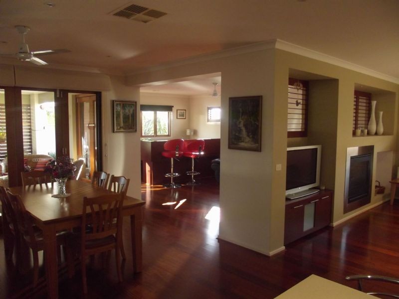 27 Kathryn Cres, Yarrawonga VIC 3730