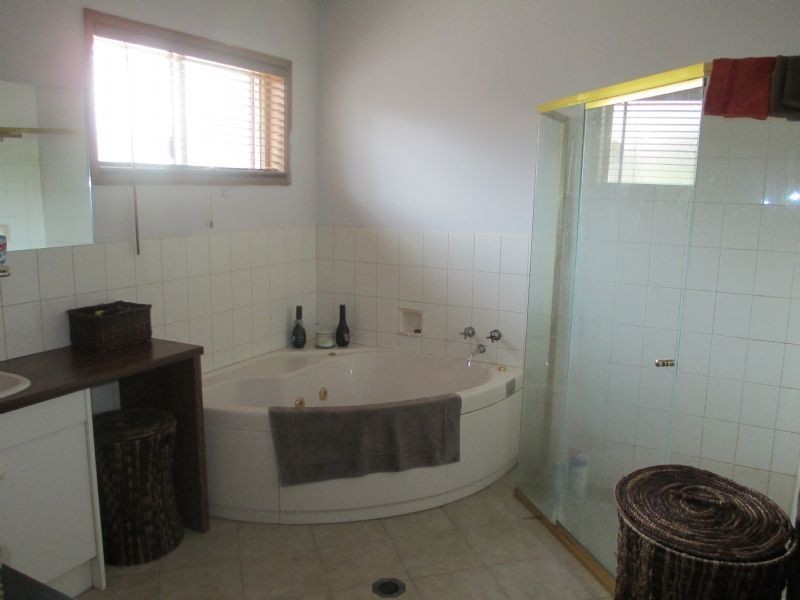 7 Hawkins Drive, Yarrawonga VIC 3730