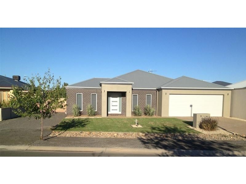 28 Fiona Drive, Yarrawonga VIC 3730