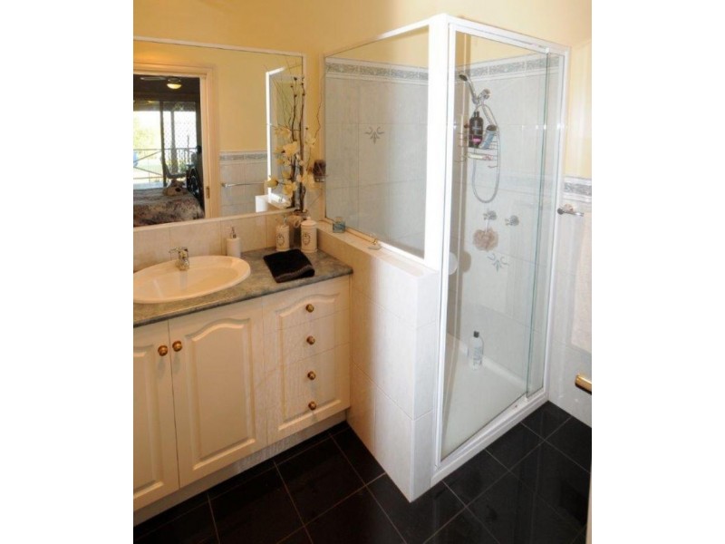 Waterfront Property-60 Stevenson Court, Yarrawonga VIC 3730