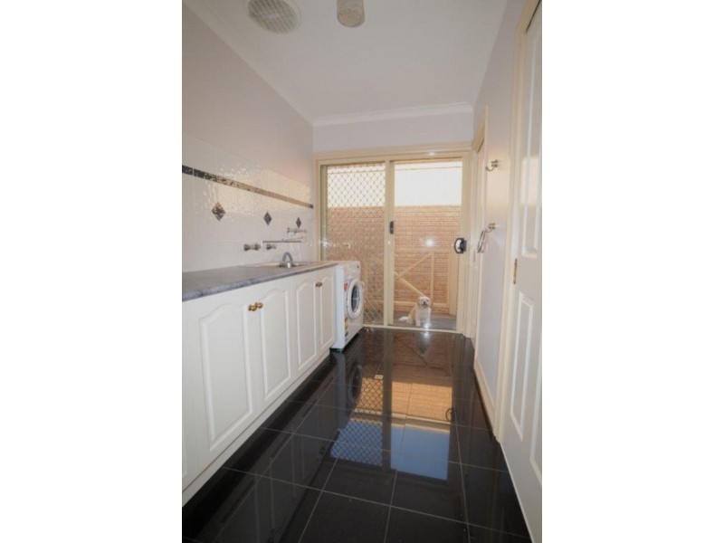 Waterfront Property-60 Stevenson Court, Yarrawonga VIC 3730