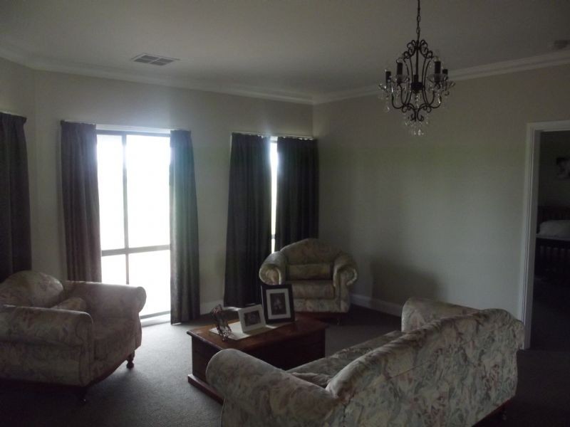 1 Hillview Drive, Yarrawonga VIC 3730