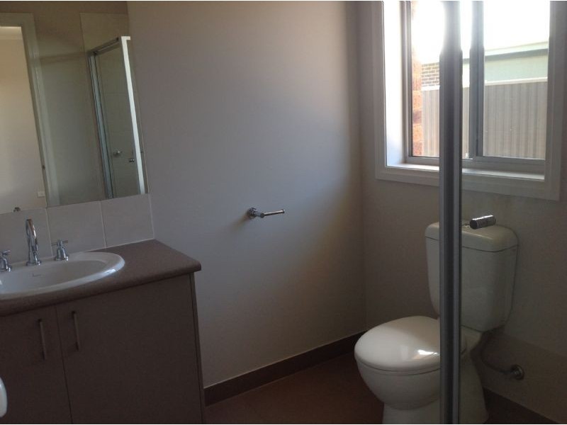 36 Phillip Hyland Drive, Yarrawonga VIC 3730