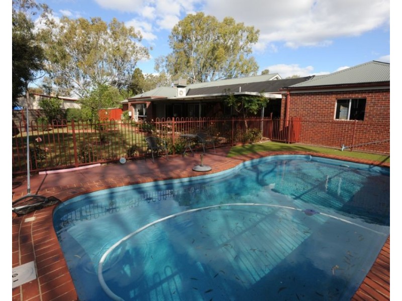 2 Somerset Drive, Yarrawonga VIC 3730