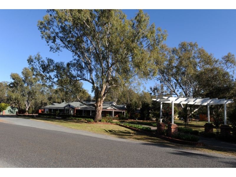 2 Somerset Drive, Yarrawonga VIC 3730