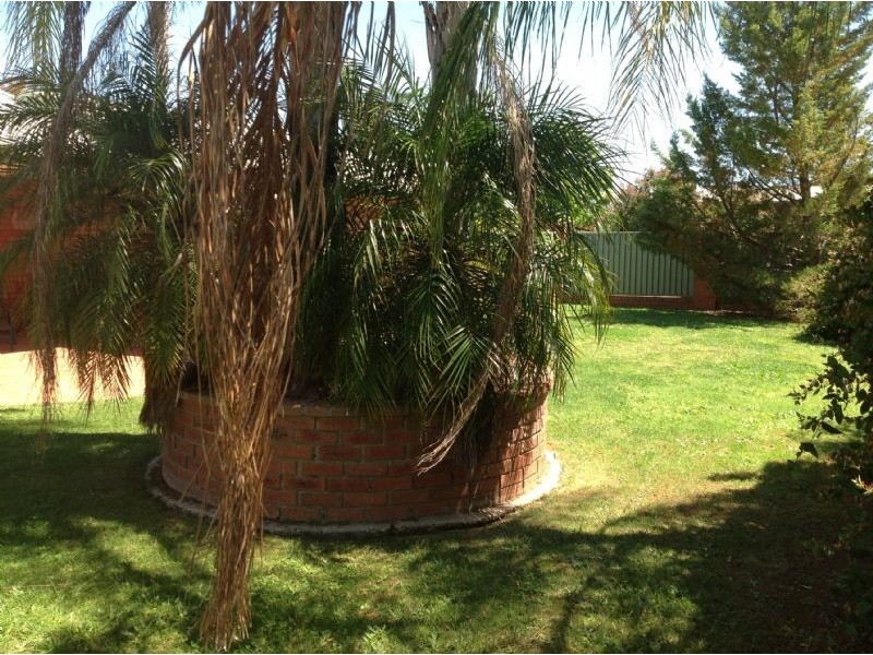 2/12 Henderson Street, Yarrawonga VIC 3730