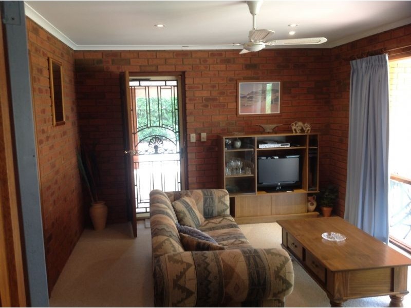 2/12 Henderson Street, Yarrawonga VIC 3730