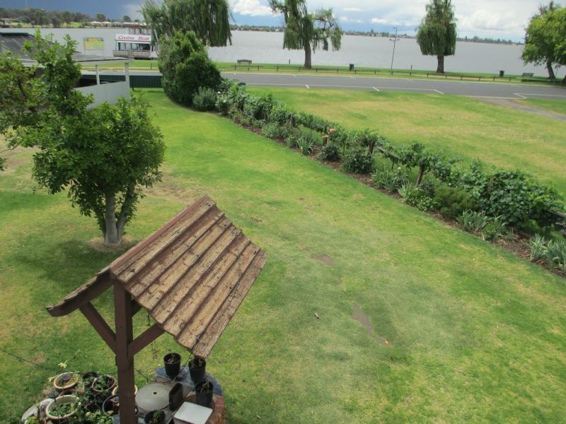 8 Hunt Street, Yarrawonga VIC 3730