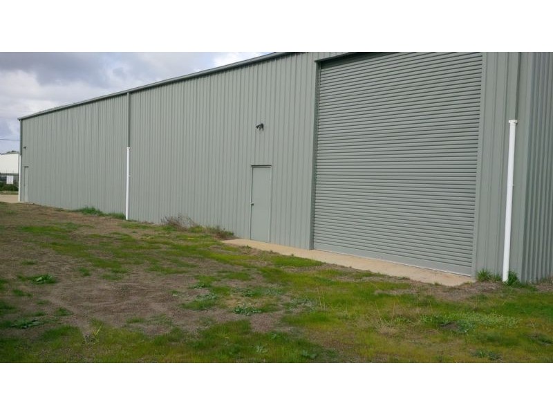 9 Defence Drive, Mulwala NSW 2647