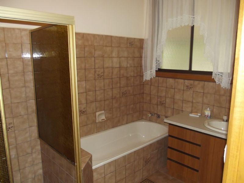 17 Hogans Road, Yarrawonga VIC 3730