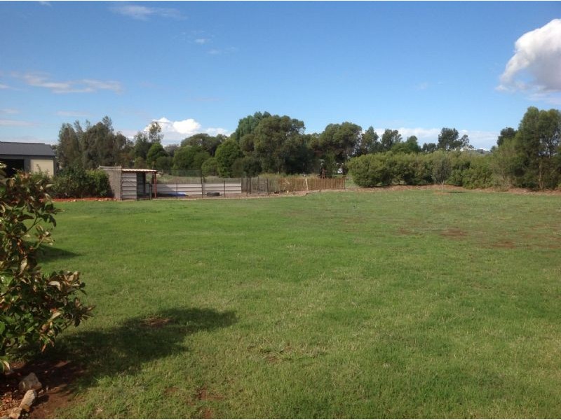 10 Valley Court, Yarrawonga VIC 3730