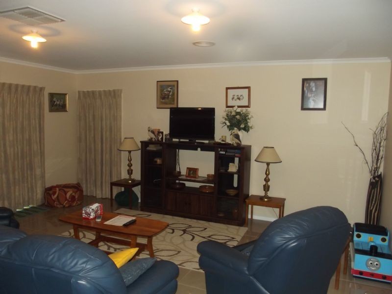 15 Coco Crescent, Yarrawonga VIC 3730