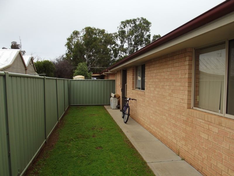 2/5 Melbourne Street, Mulwala NSW 2647