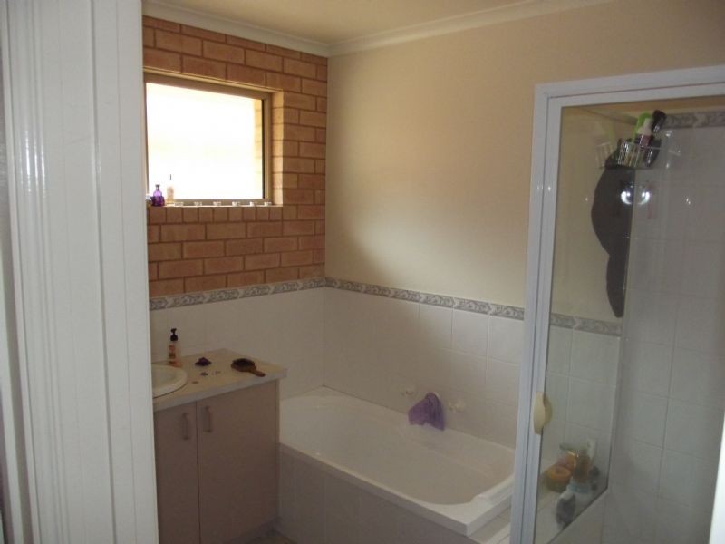 2/5 Melbourne Street, Mulwala NSW 2647