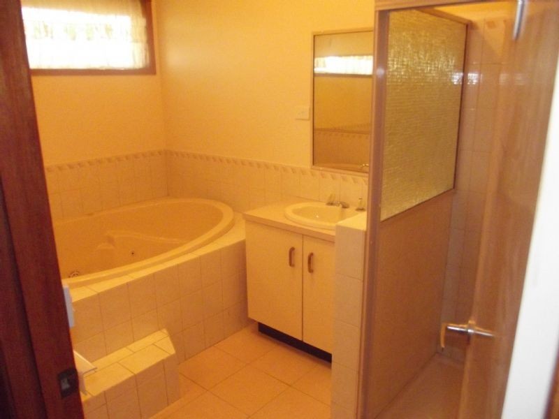 112 South Road, Yarrawonga VIC 3730