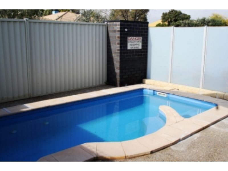 3/21-23 Bank, Yarrawonga VIC 3730