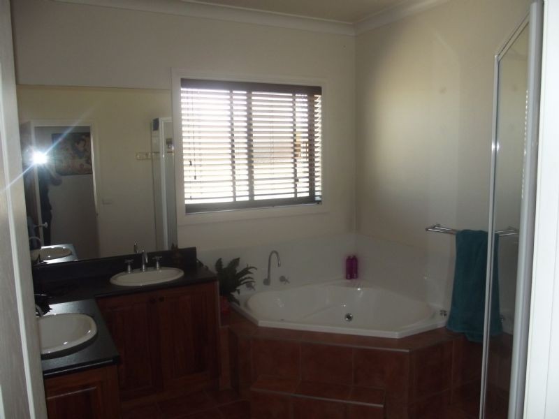 20 Thornton Way, Yarrawonga VIC 3730