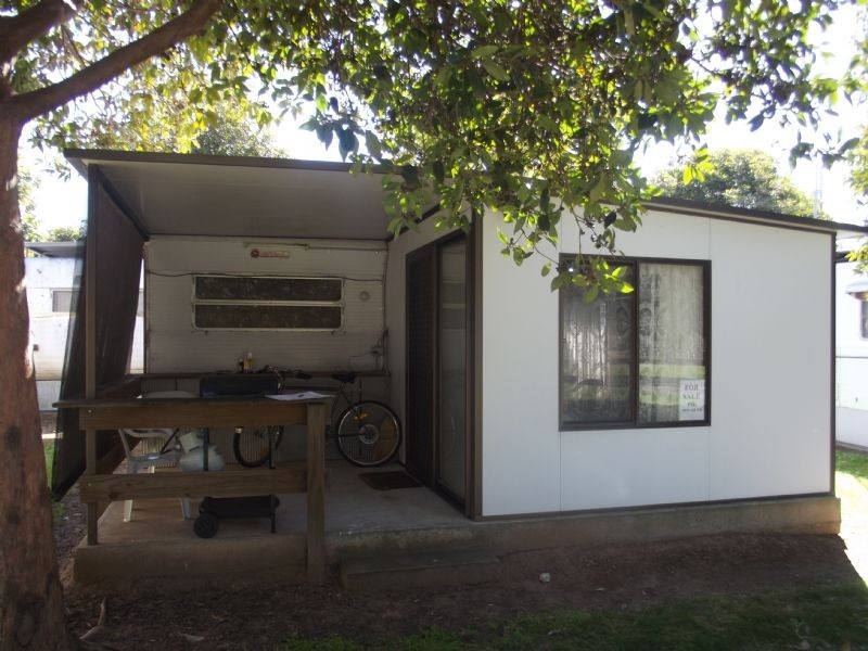 19 Willis Ave Yarrawonga Caravan Park, Yarrawonga VIC 3730