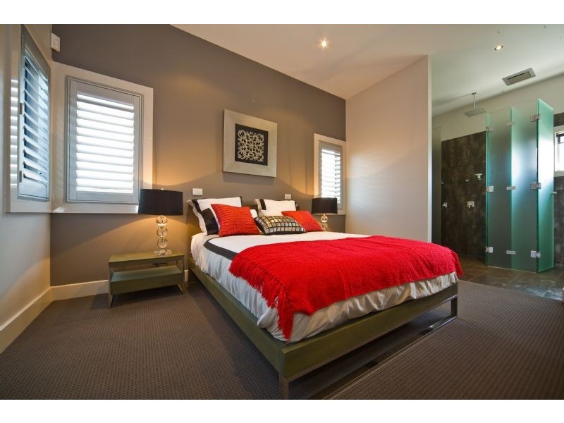 8 Robinson Way  Silverwoods, Yarrawonga VIC 3730