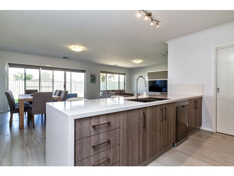 7 Shell Close, Yarrawonga VIC 3730