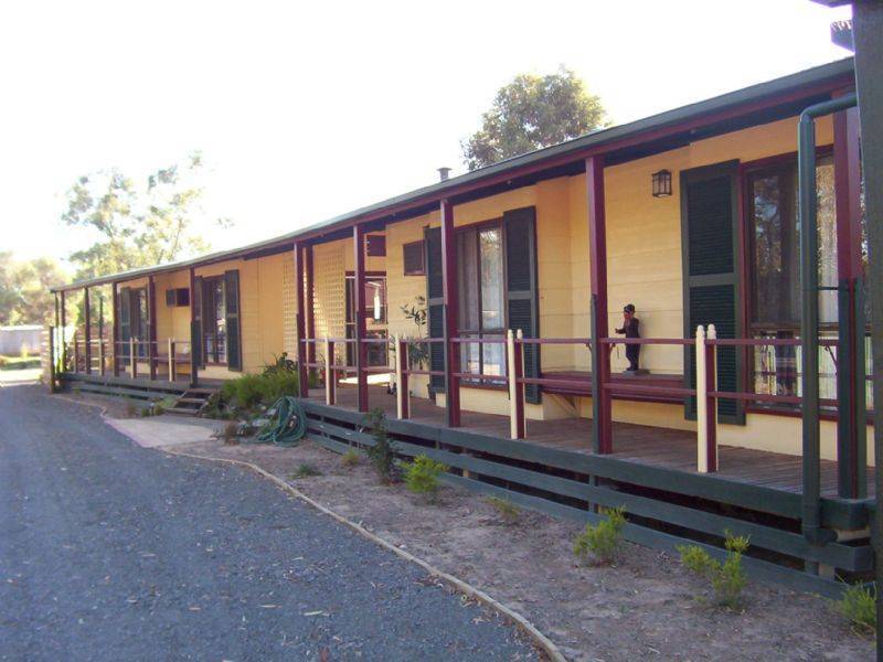 69 Hurt Street, Violet Town VIC 3669