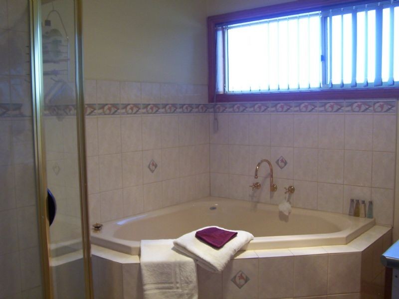 252 Kennedy Lane, Benalla VIC 3672