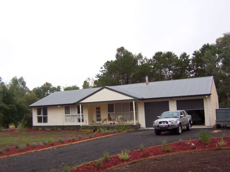 6 Lilac Street, Violet Town VIC 3669