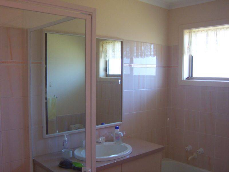 3/18 Reiley Avenue, Benalla VIC 3672