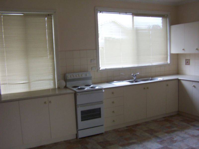 39 Palmerston Street, Baddaginnie VIC 3670