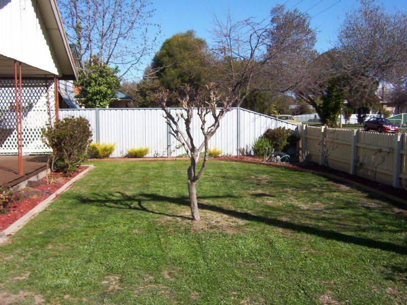 3 Tomkins Parade, Benalla VIC 3672