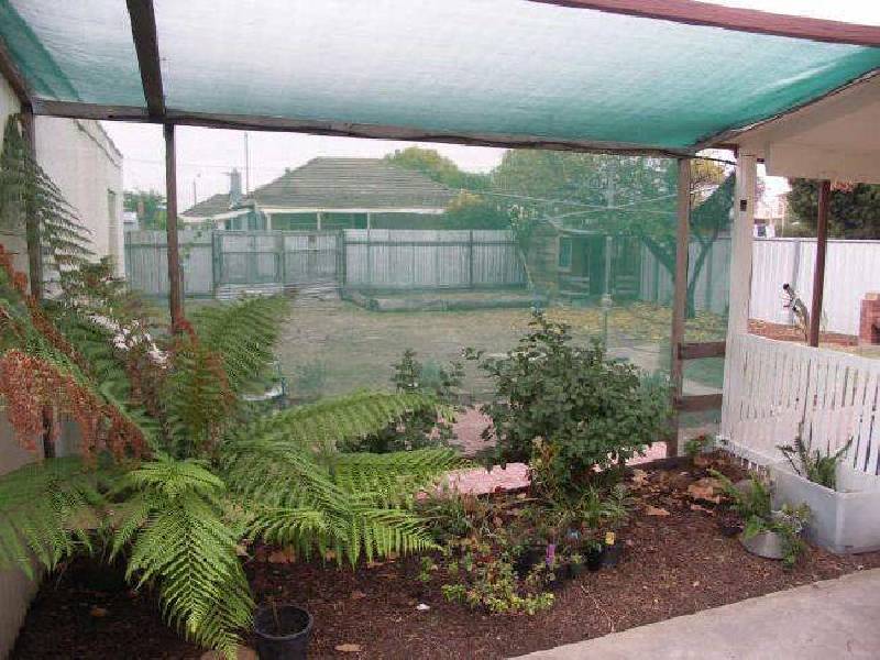 3 Tomkins Parade, Benalla VIC 3672