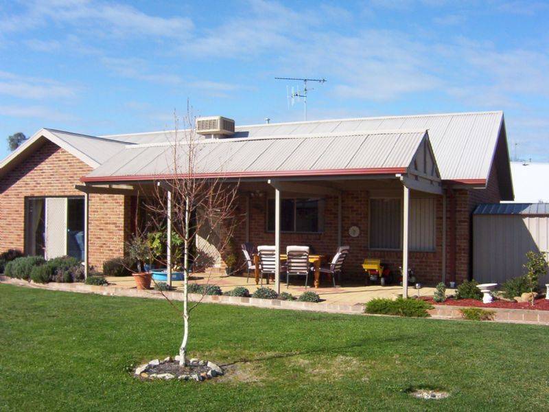 4 Plover Place, Benalla VIC 3672