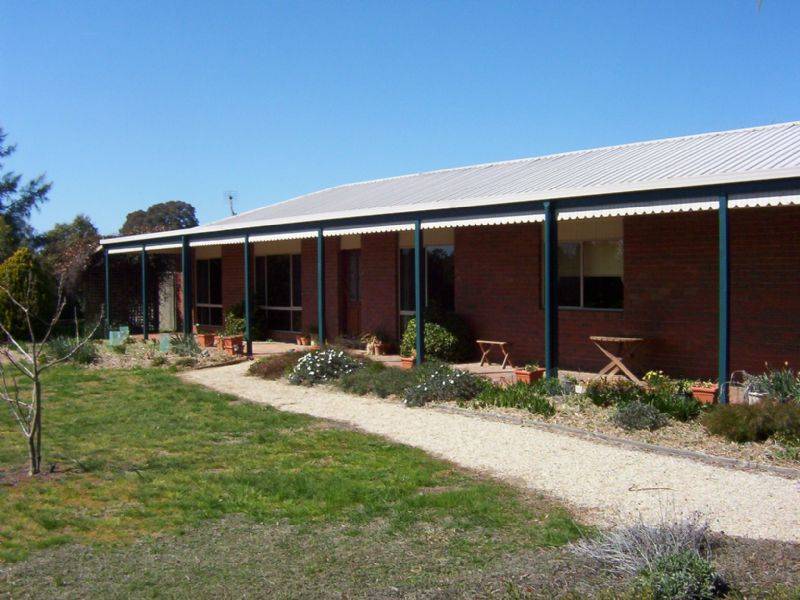 86 GARDNER ROAD, Benalla VIC 3672