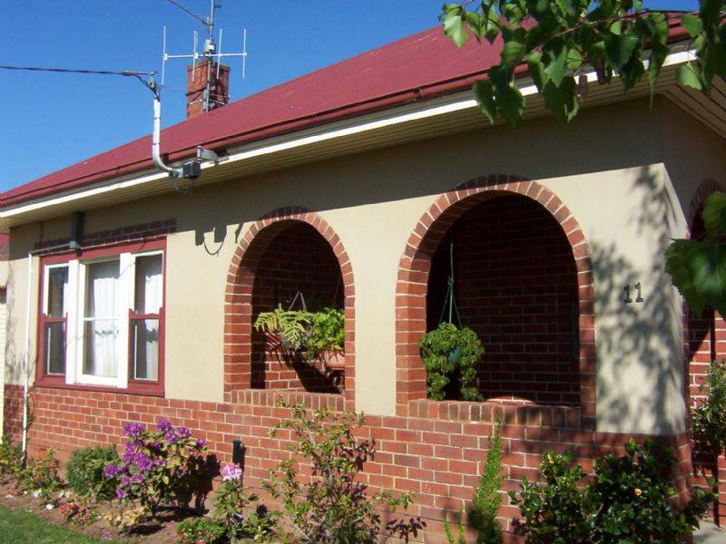 11 CLARENDON STREET, Benalla VIC 3672
