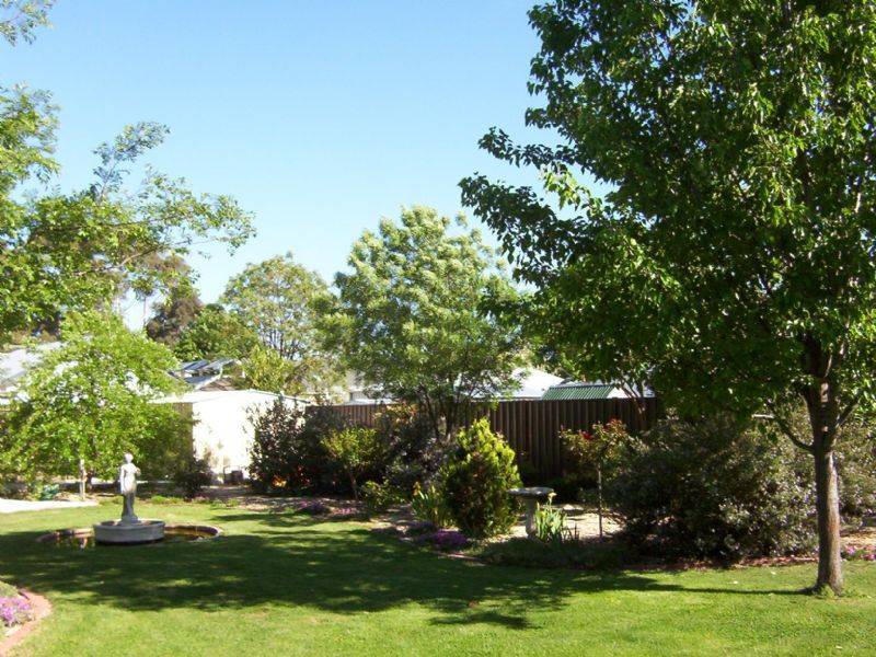 11 CLARENDON STREET, Benalla VIC 3672