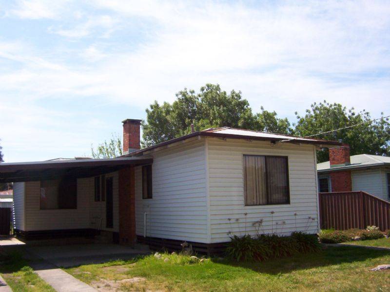 4 ALBERT STREET, Benalla VIC 3672