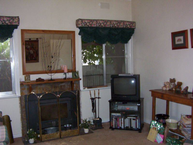 14 Moore Street, Benalla VIC 3672