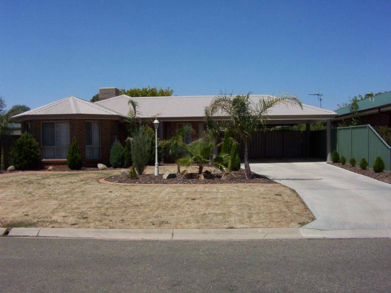 9 Bourke Drive, Benalla VIC 3672