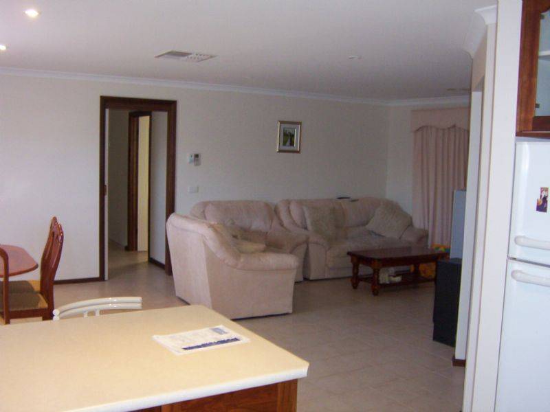 9 Bourke Drive, Benalla VIC 3672